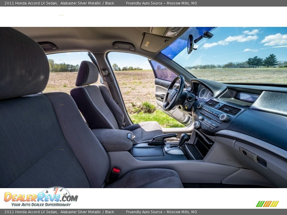2011 Honda Accord LX Sedan Alabaster Silver Metallic / Black Photo #27