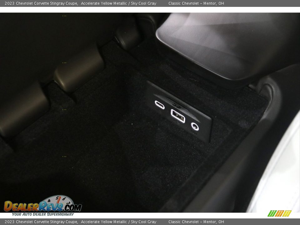 2023 Chevrolet Corvette Stingray Coupe Accelerate Yellow Metallic / Sky Cool Gray Photo #19