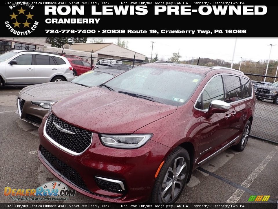 2022 Chrysler Pacifica Pinnacle AWD Velvet Red Pearl / Black Photo #1