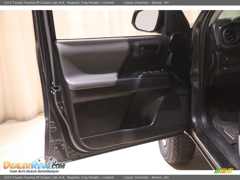 2020 Toyota Tacoma SR Double Cab 4x4 Magnetic Gray Metallic / Cement Photo #4