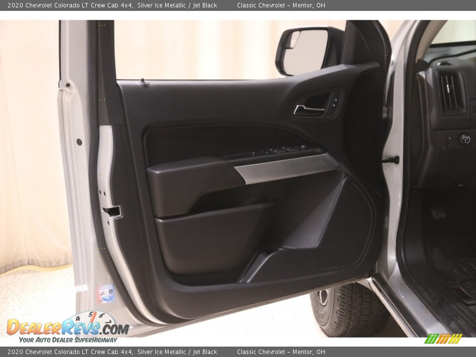 2020 Chevrolet Colorado LT Crew Cab 4x4 Silver Ice Metallic / Jet Black Photo #4