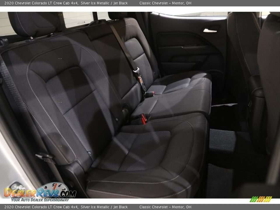 2020 Chevrolet Colorado LT Crew Cab 4x4 Silver Ice Metallic / Jet Black Photo #18