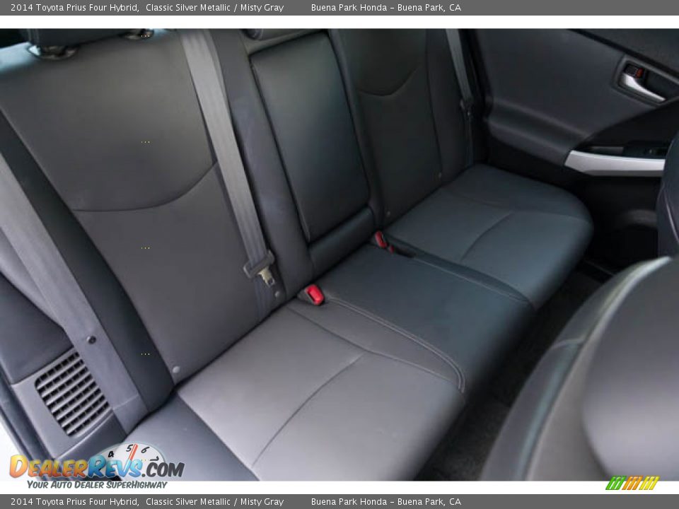2014 Toyota Prius Four Hybrid Classic Silver Metallic / Misty Gray Photo #21