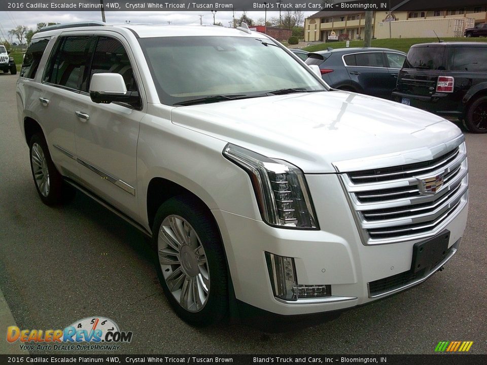 2016 Cadillac Escalade Platinum 4WD Crystal White Tricoat / Tuscan Brown Photo #4