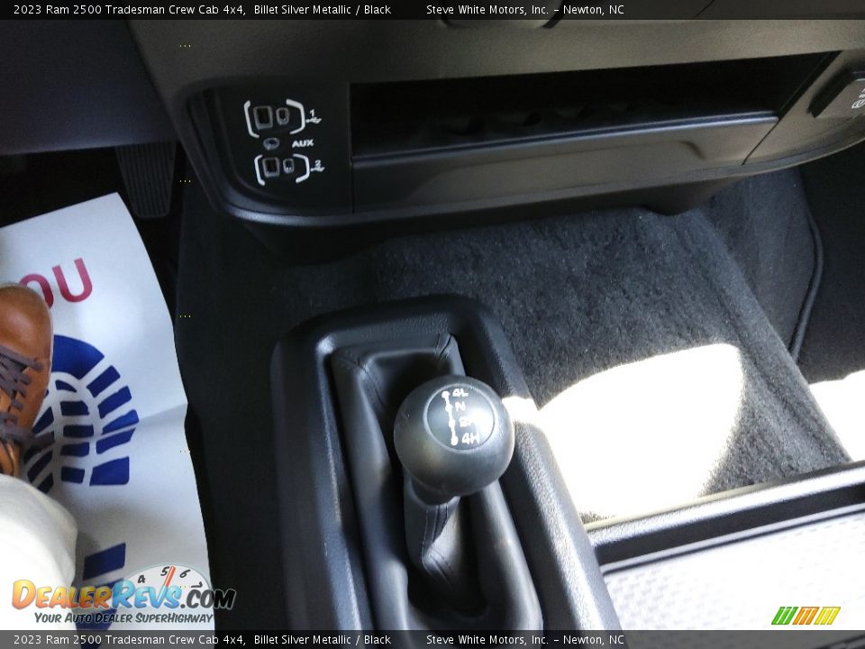 2023 Ram 2500 Tradesman Crew Cab 4x4 Billet Silver Metallic / Black Photo #25