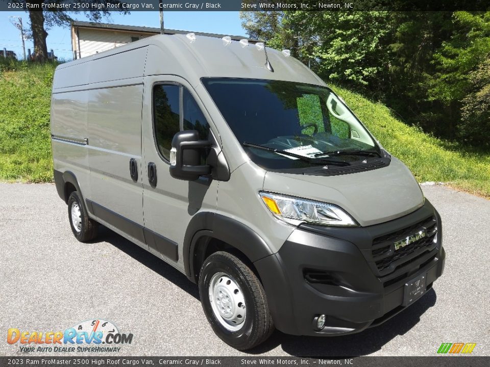 Front 3/4 View of 2023 Ram ProMaster 2500 High Roof Cargo Van Photo #4