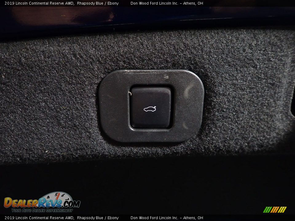 2019 Lincoln Continental Reserve AWD Rhapsody Blue / Ebony Photo #17