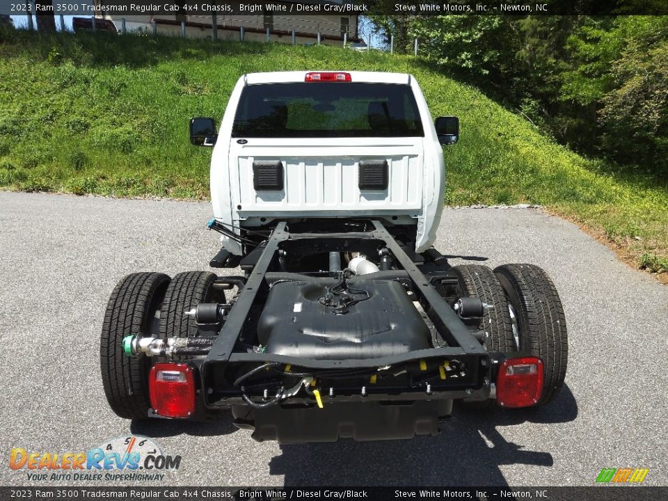 2023 Ram 3500 Tradesman Regular Cab 4x4 Chassis Bright White / Diesel Gray/Black Photo #7