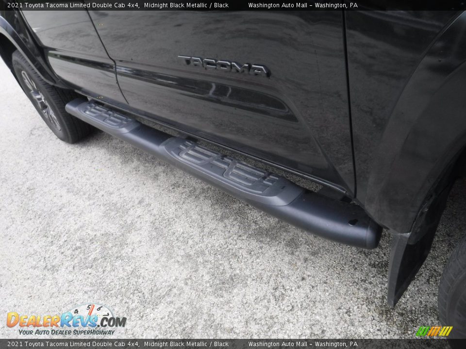 2021 Toyota Tacoma Limited Double Cab 4x4 Midnight Black Metallic / Black Photo #11