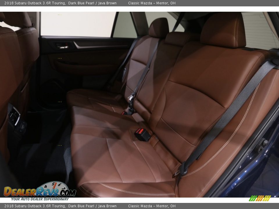 Rear Seat of 2018 Subaru Outback 3.6R Touring Photo #19