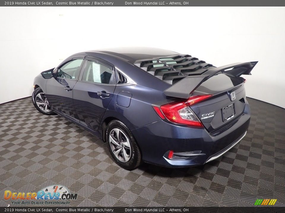 2019 Honda Civic LX Sedan Cosmic Blue Metallic / Black/Ivory Photo #12