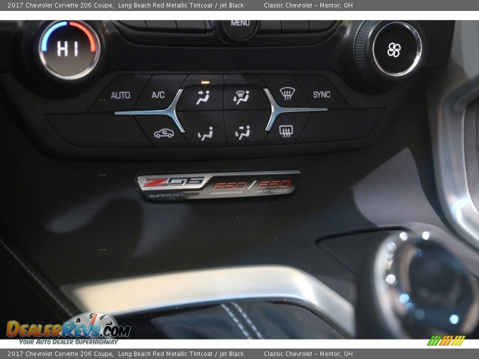 Controls of 2017 Chevrolet Corvette Z06 Coupe Photo #17