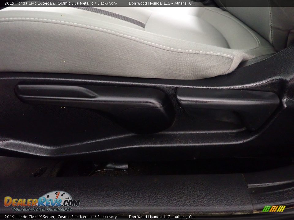 2019 Honda Civic LX Sedan Cosmic Blue Metallic / Black/Ivory Photo #21