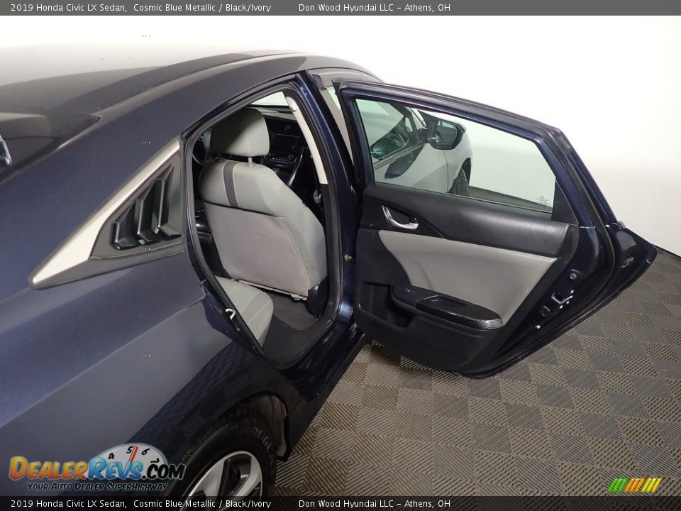 2019 Honda Civic LX Sedan Cosmic Blue Metallic / Black/Ivory Photo #33