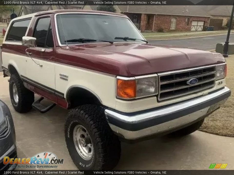 Front 3/4 View of 1990 Ford Bronco XLT 4x4 Photo #1