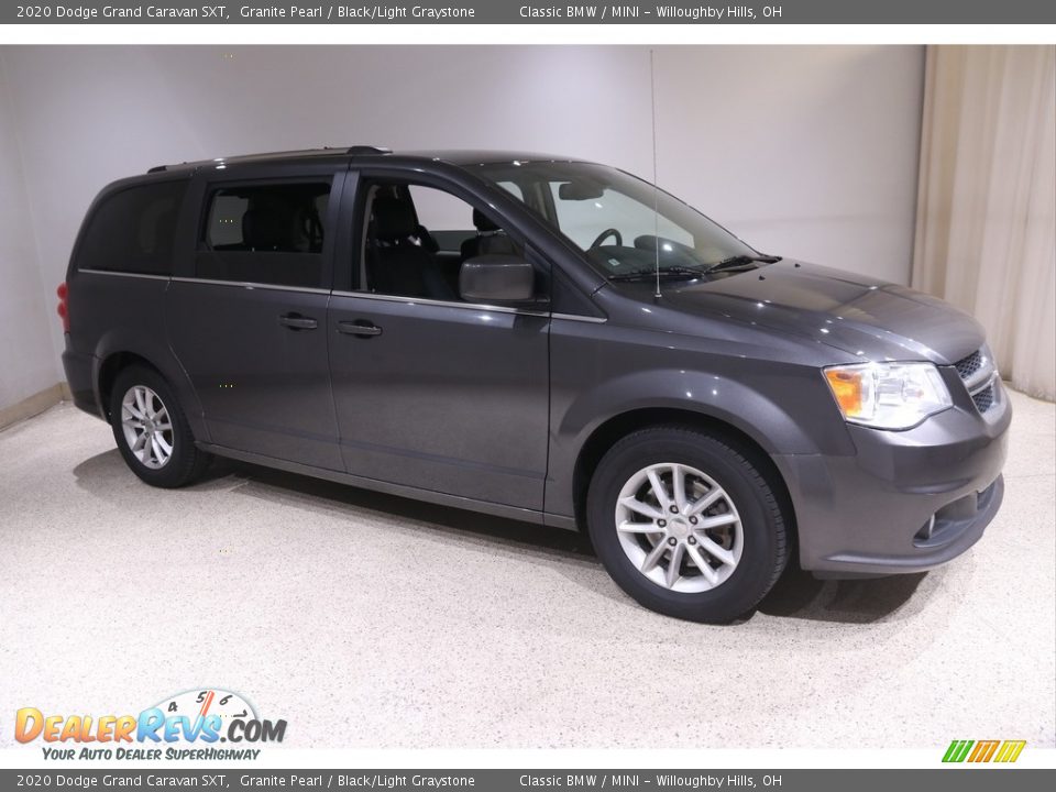 2020 Dodge Grand Caravan SXT Granite Pearl / Black/Light Graystone Photo #1