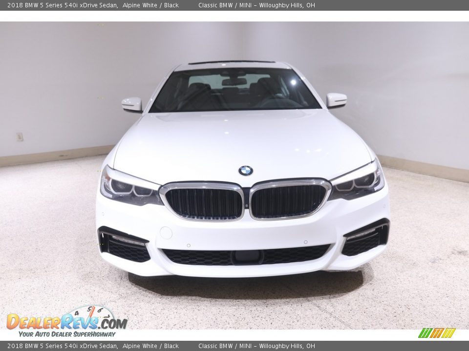 2018 BMW 5 Series 540i xDrive Sedan Alpine White / Black Photo #2