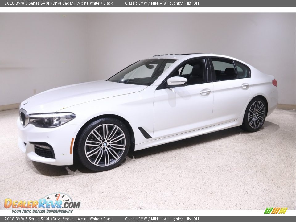 2018 BMW 5 Series 540i xDrive Sedan Alpine White / Black Photo #3