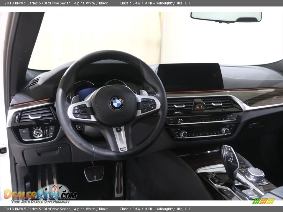 2018 BMW 5 Series 540i xDrive Sedan Alpine White / Black Photo #6