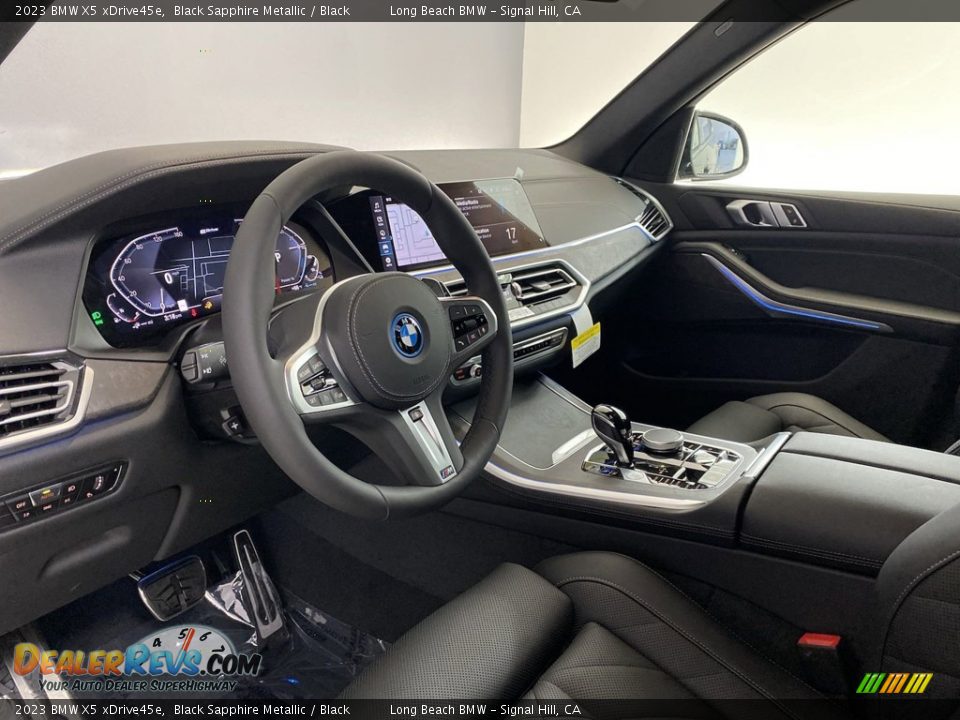Black Interior - 2023 BMW X5 xDrive45e Photo #12