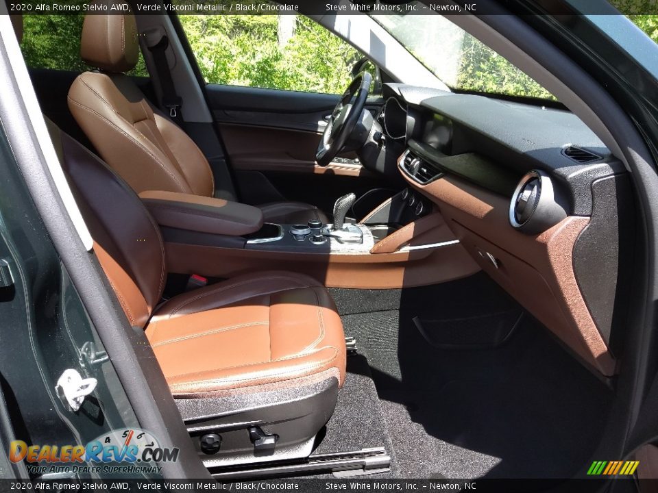 Front Seat of 2020 Alfa Romeo Stelvio AWD Photo #16