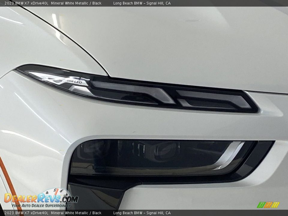 2023 BMW X7 xDrive40i Mineral White Metallic / Black Photo #4