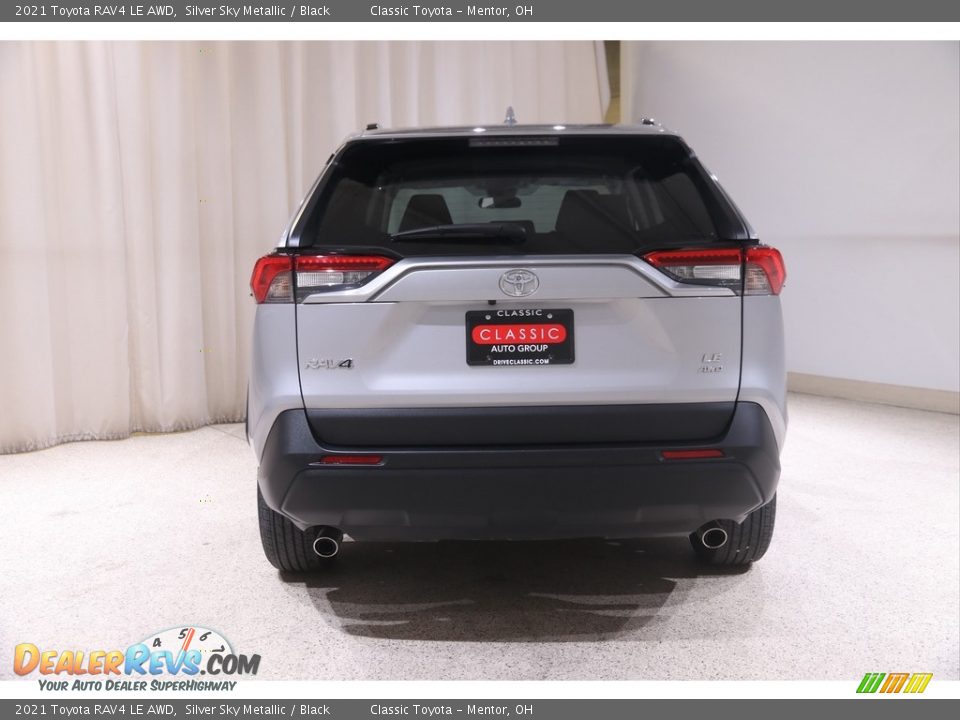 2021 Toyota RAV4 LE AWD Silver Sky Metallic / Black Photo #17