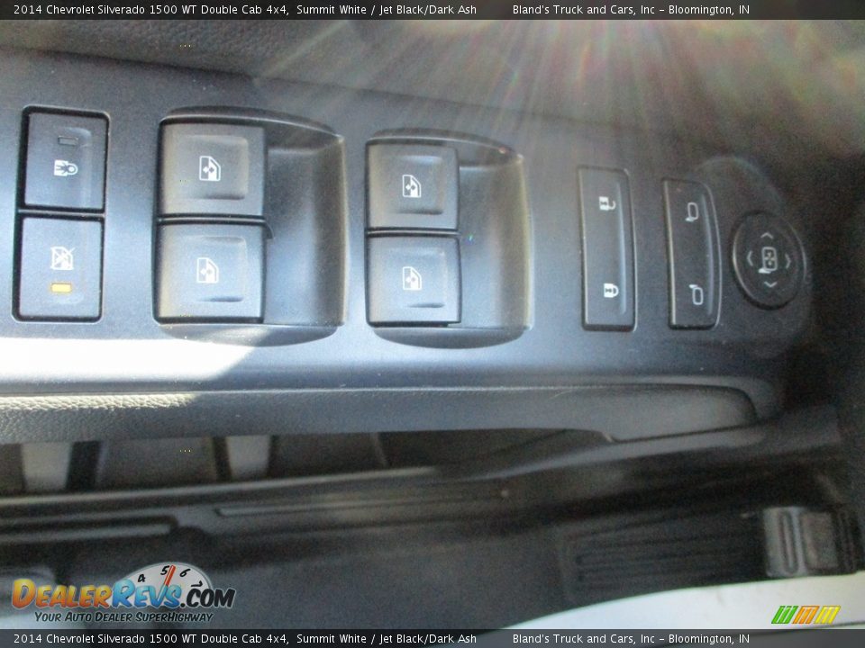 2014 Chevrolet Silverado 1500 WT Double Cab 4x4 Summit White / Jet Black/Dark Ash Photo #17