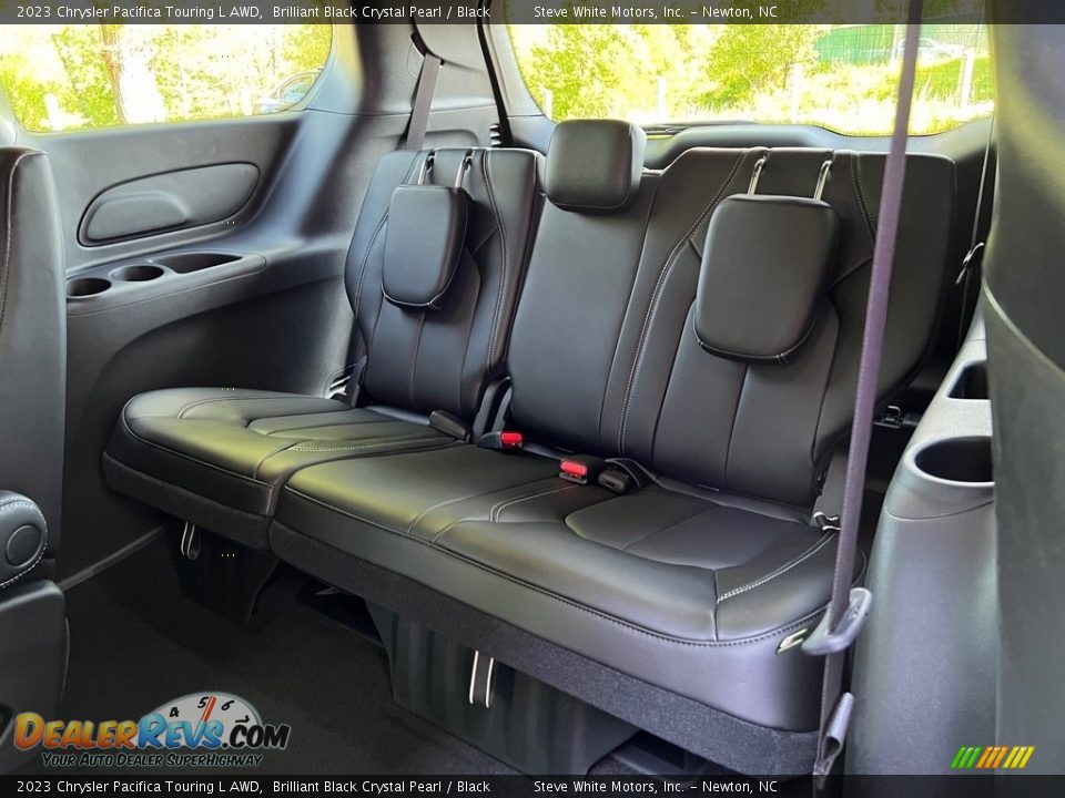 Rear Seat of 2023 Chrysler Pacifica Touring L AWD Photo #14