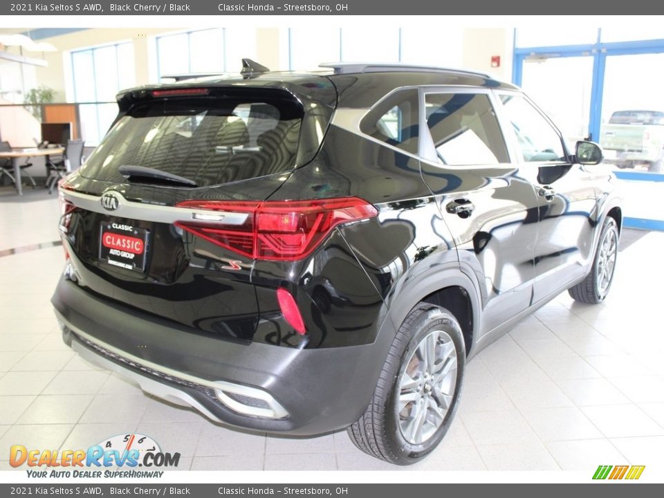 2021 Kia Seltos S AWD Black Cherry / Black Photo #7