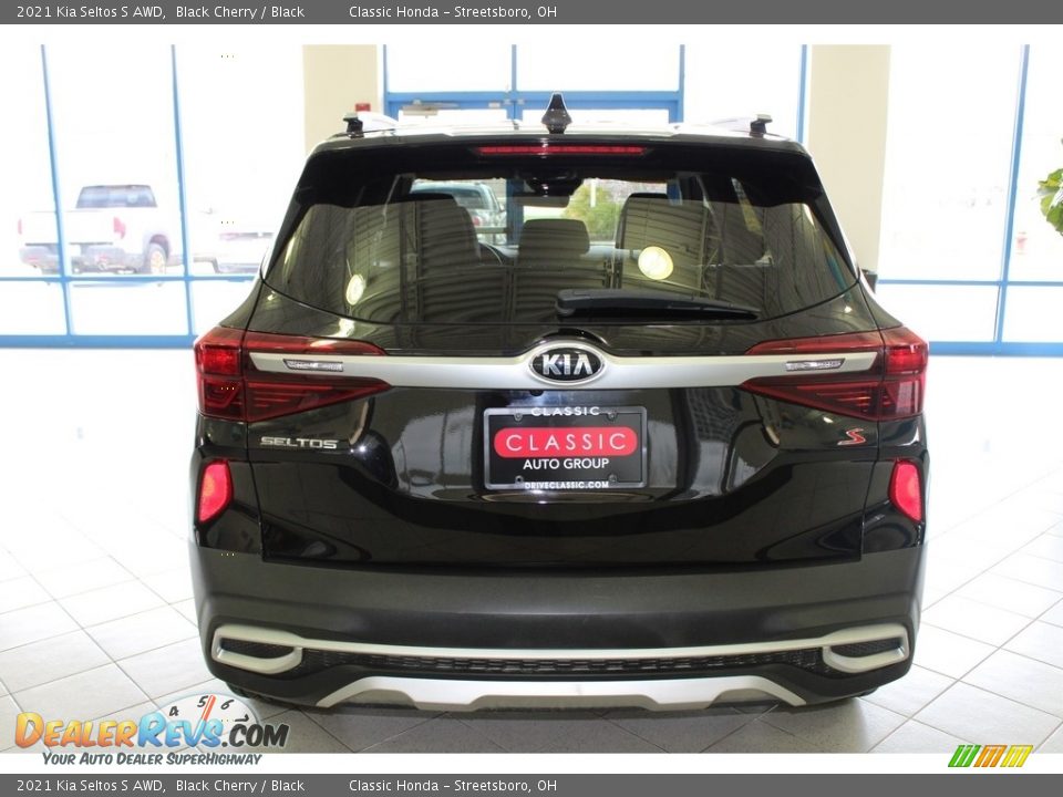2021 Kia Seltos S AWD Black Cherry / Black Photo #8