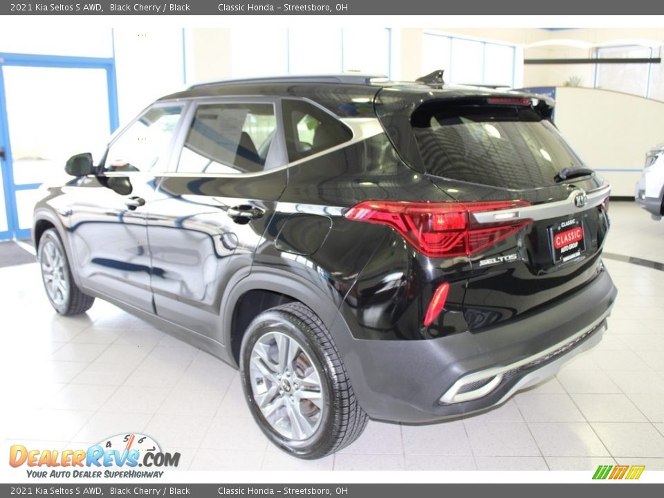 2021 Kia Seltos S AWD Black Cherry / Black Photo #9