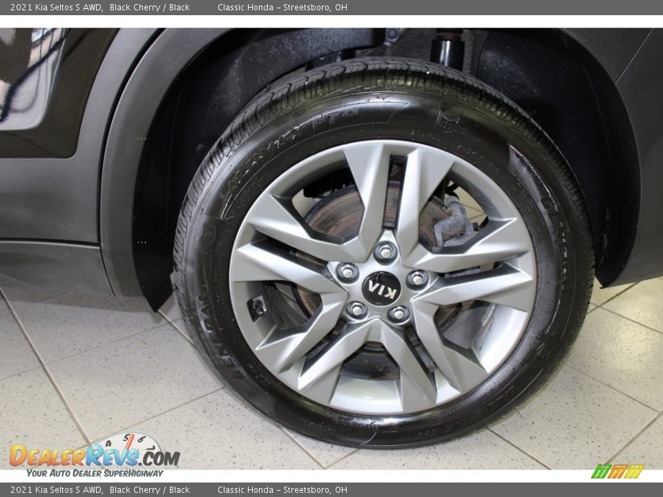2021 Kia Seltos S AWD Black Cherry / Black Photo #11