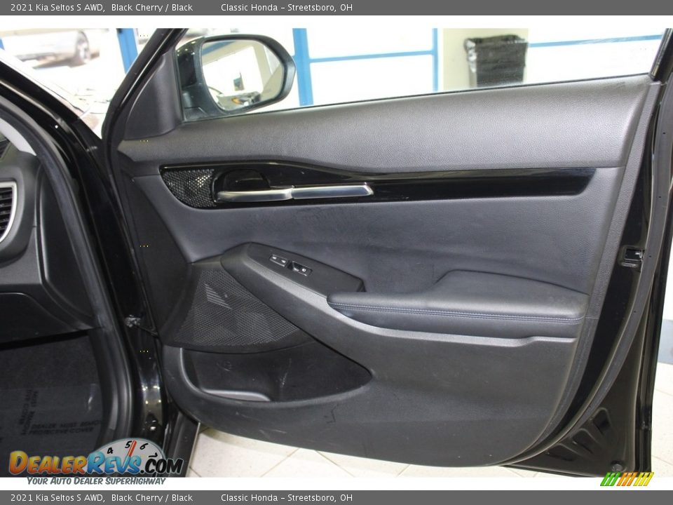 2021 Kia Seltos S AWD Black Cherry / Black Photo #14