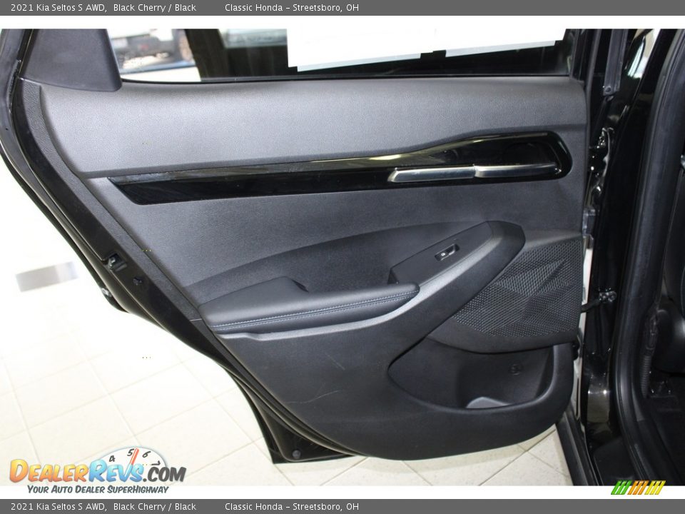 2021 Kia Seltos S AWD Black Cherry / Black Photo #22