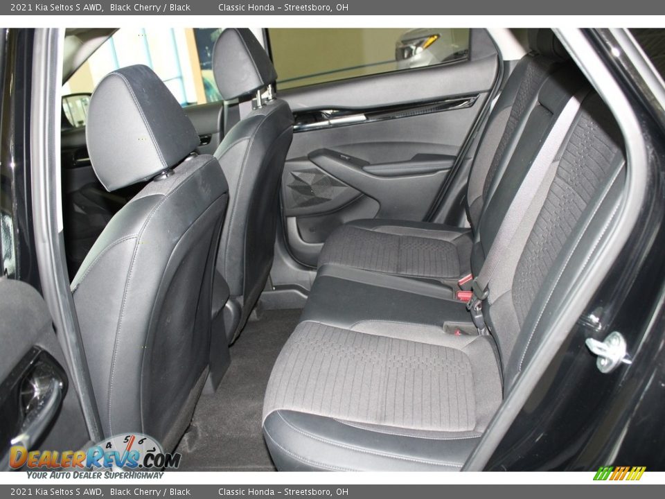 2021 Kia Seltos S AWD Black Cherry / Black Photo #24