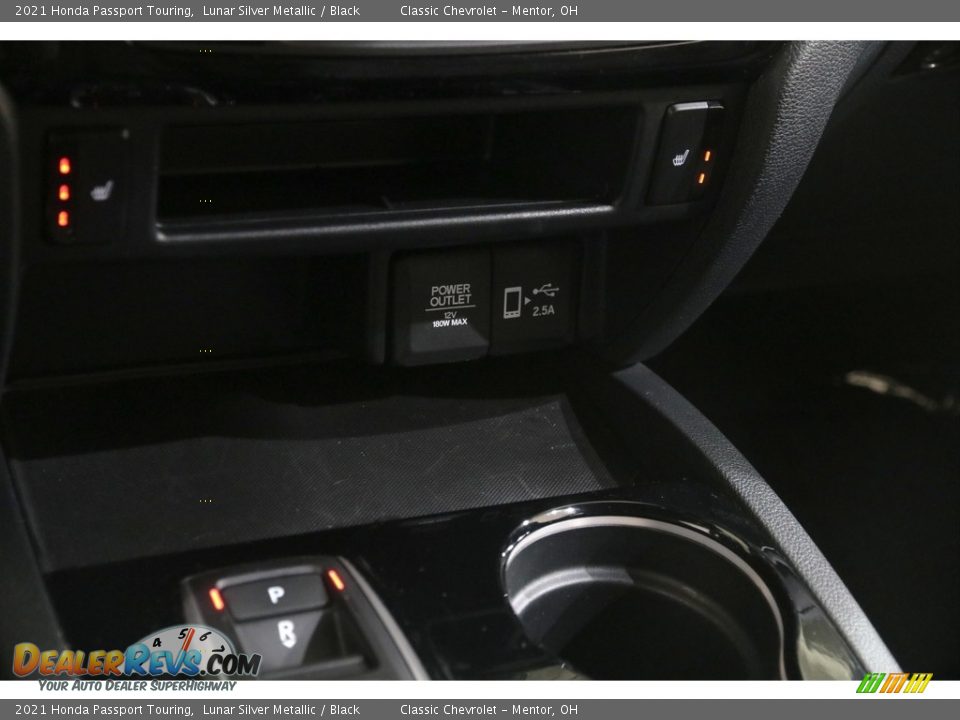2021 Honda Passport Touring Lunar Silver Metallic / Black Photo #15