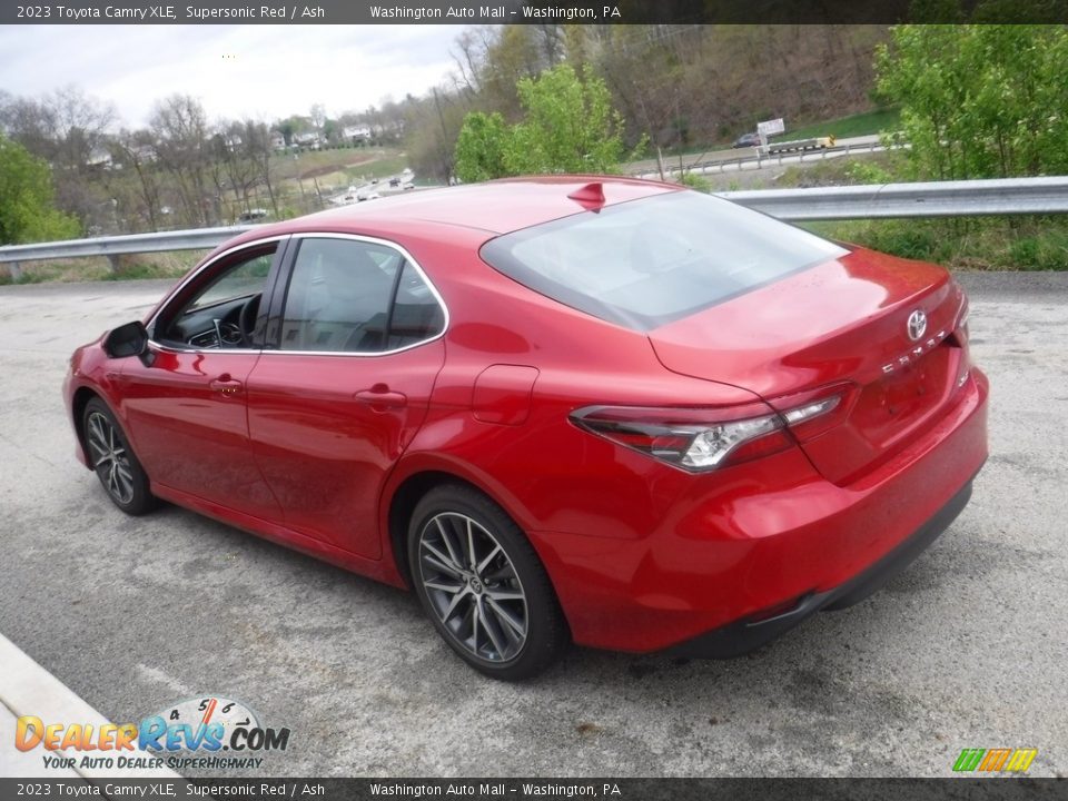 2023 Toyota Camry XLE Supersonic Red / Ash Photo #15