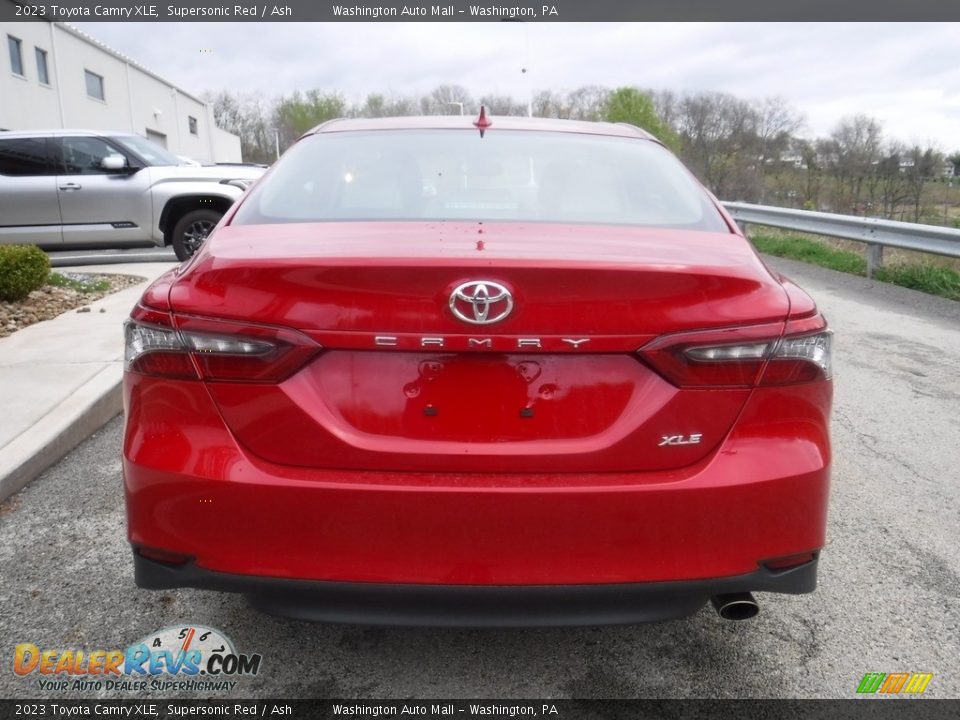 2023 Toyota Camry XLE Supersonic Red / Ash Photo #16