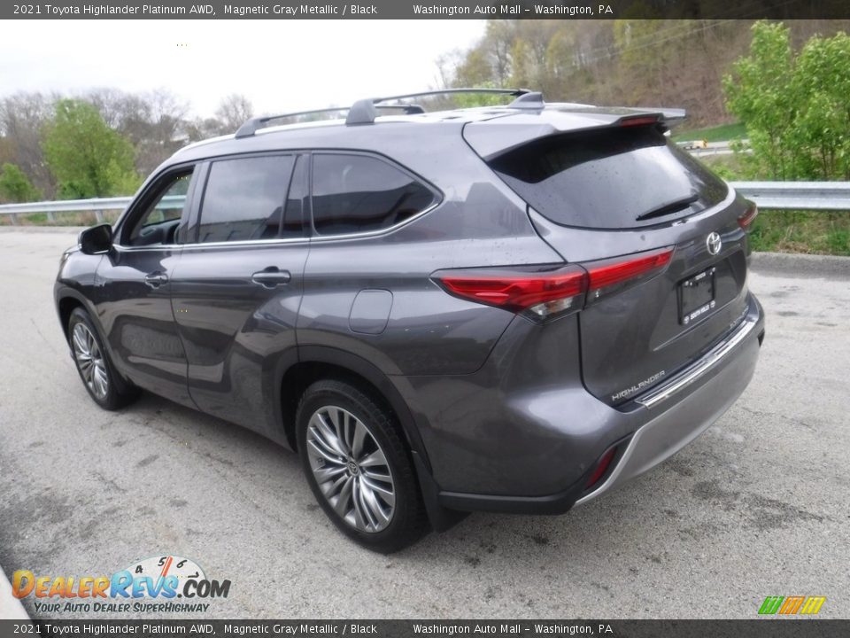 2021 Toyota Highlander Platinum AWD Magnetic Gray Metallic / Black Photo #16