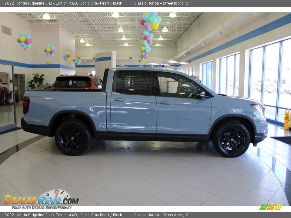 Sonic Gray Pearl 2022 Honda Ridgeline Black Edition AWD Photo #6