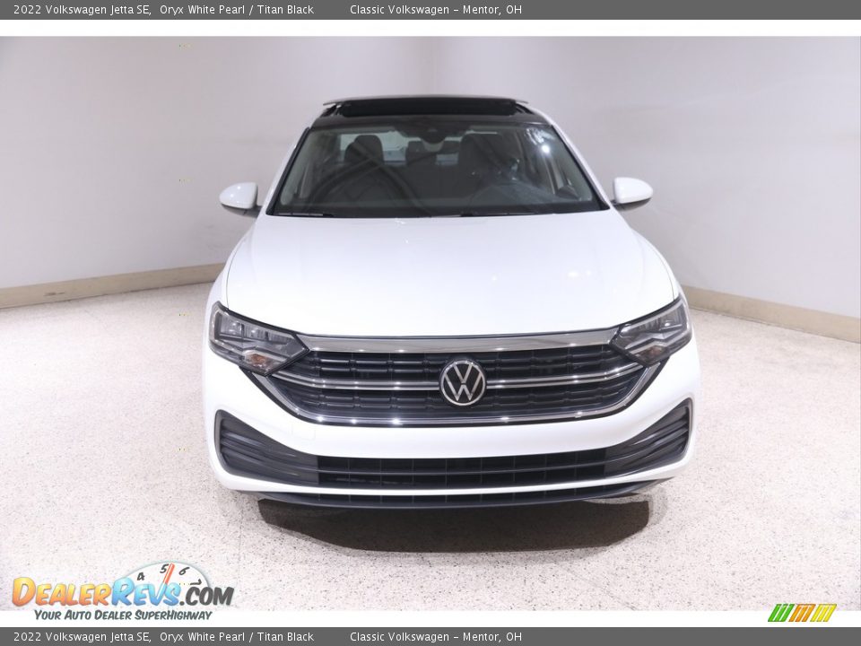 2022 Volkswagen Jetta SE Oryx White Pearl / Titan Black Photo #2