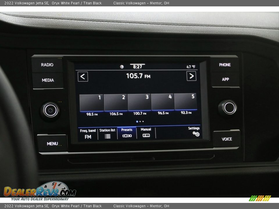 Controls of 2022 Volkswagen Jetta SE Photo #10
