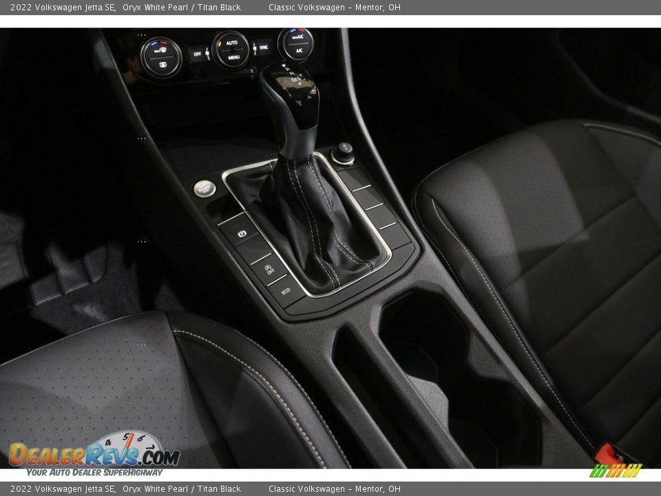 2022 Volkswagen Jetta SE Shifter Photo #14