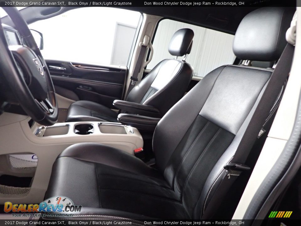 2017 Dodge Grand Caravan SXT Black Onyx / Black/Light Graystone Photo #14