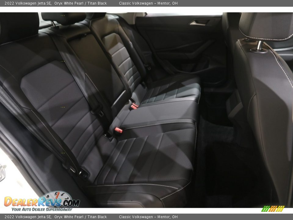 Rear Seat of 2022 Volkswagen Jetta SE Photo #16
