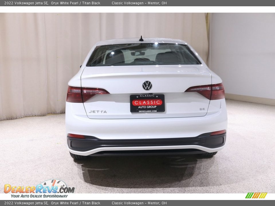 2022 Volkswagen Jetta SE Oryx White Pearl / Titan Black Photo #18