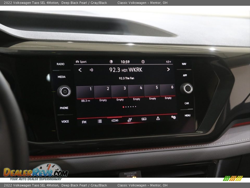 Controls of 2022 Volkswagen Taos SEL 4Motion Photo #10