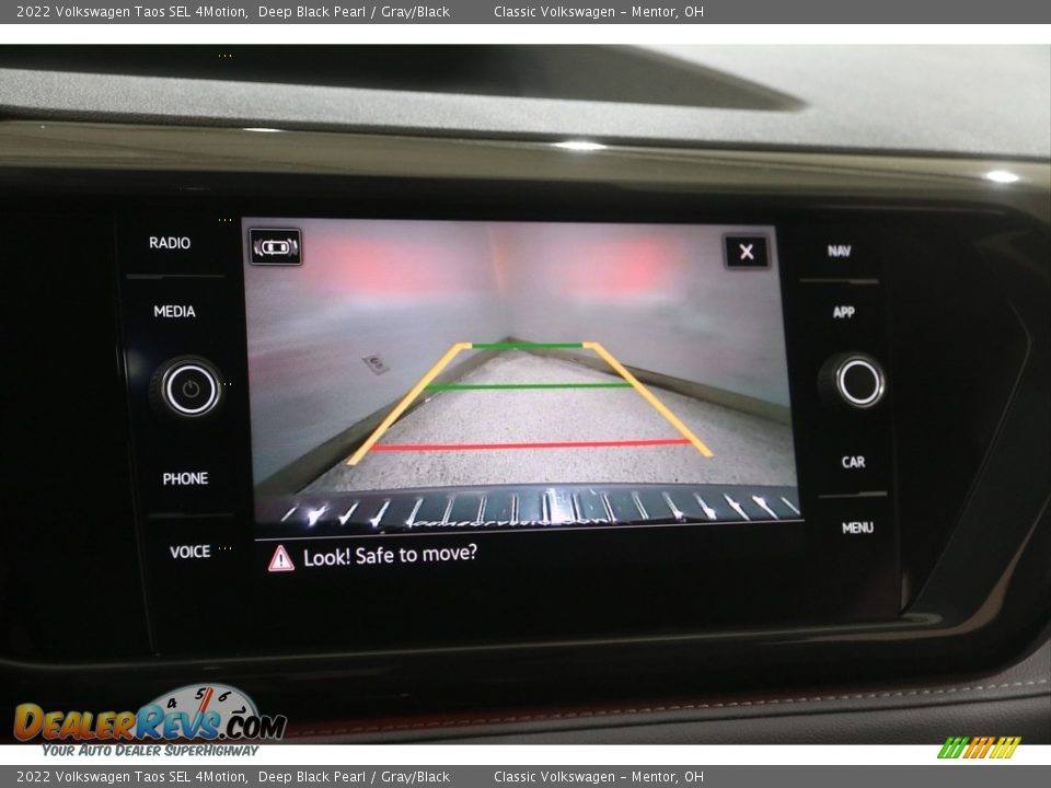 Controls of 2022 Volkswagen Taos SEL 4Motion Photo #13