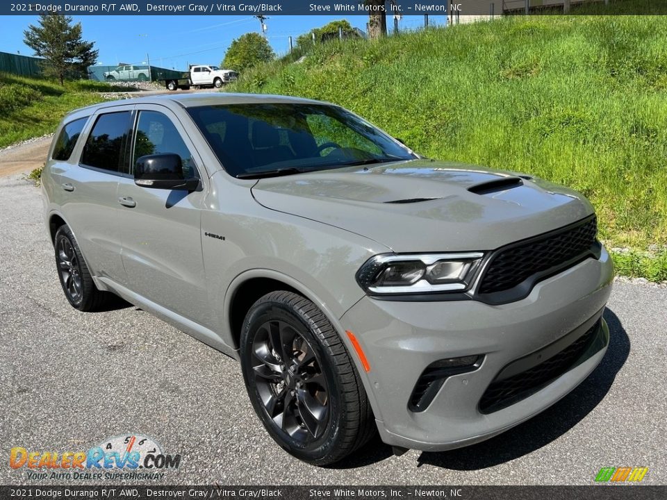 Front 3/4 View of 2021 Dodge Durango R/T AWD Photo #5